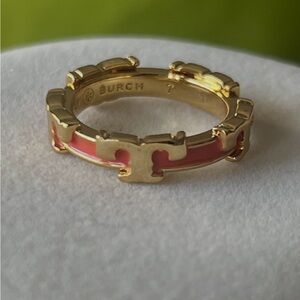 a Tory Burch Serif-T Enameled Stackable Ring